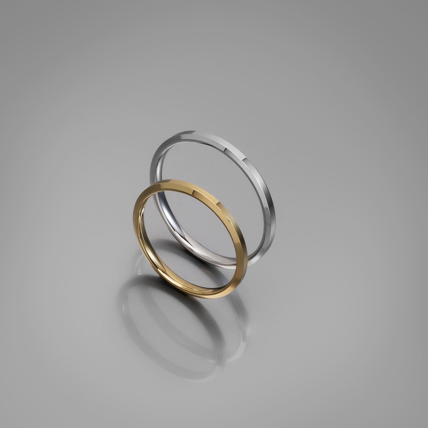 Χρυσή βέρα γάμου Knife Edge 2mm, Glamour Dainty Jewels, Άλιμος.