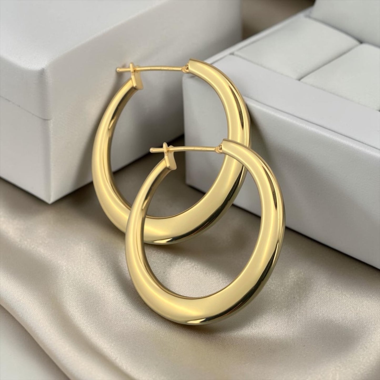 14k Yellow Gold Classic Polished Hoop Earrings