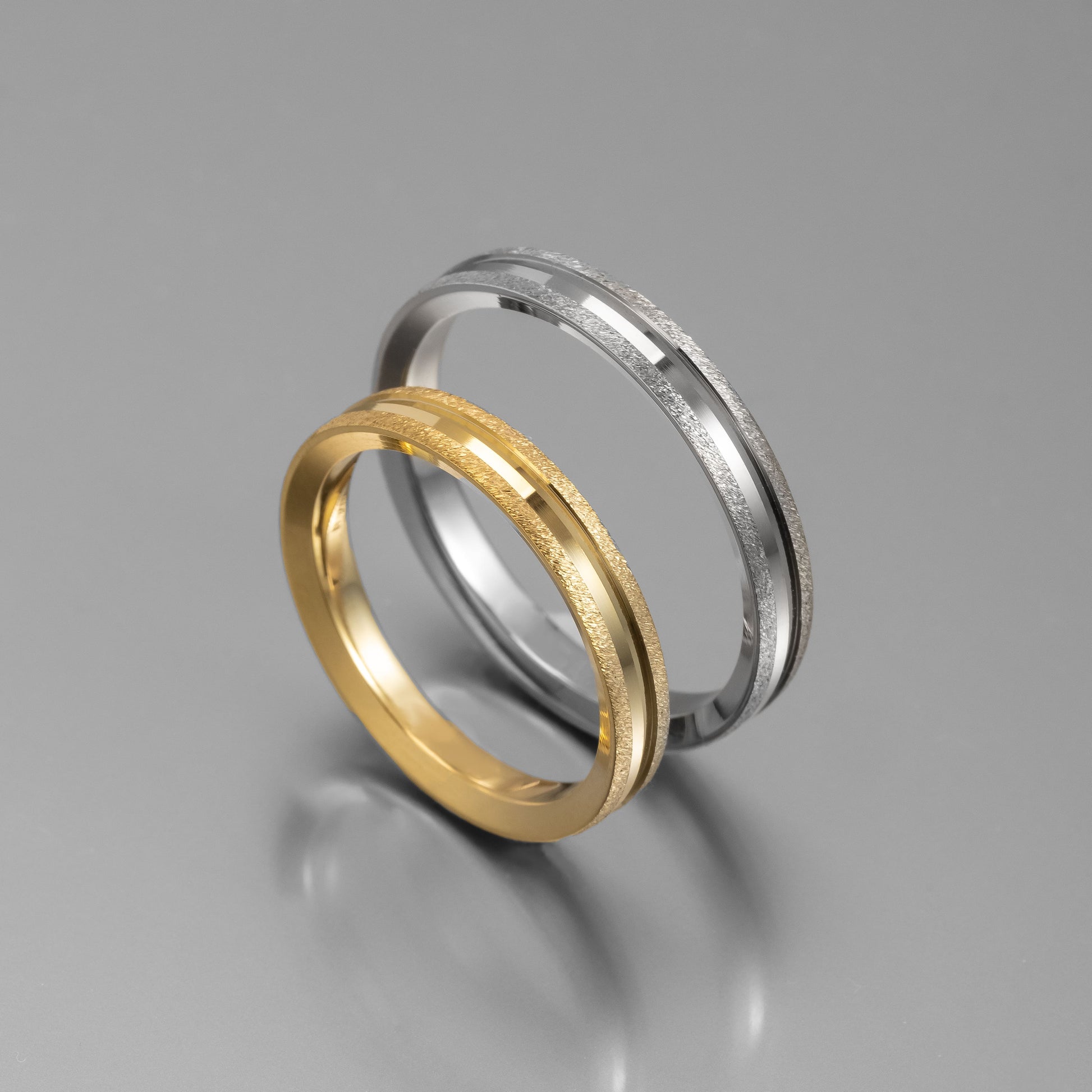 Άνετη σφυρήλατη χρυσή βέρα γάμου 3.5mm, Glamour Dainty Jewels, Άλιμος.