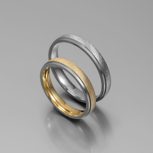 Άνετη δίχρωμη χρυσή βέρα γάμου με υφή stardust 3.5mm, Glamour Dainty Jewels, Άλιμος.