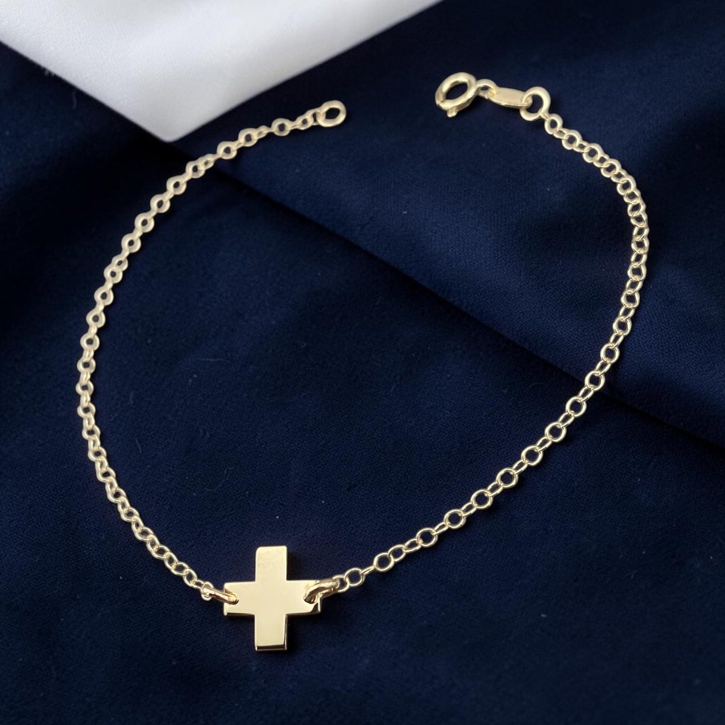 9k Gold Bracelet