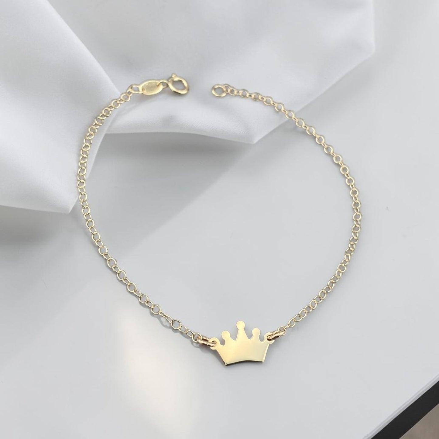 9k Gold Bracelet