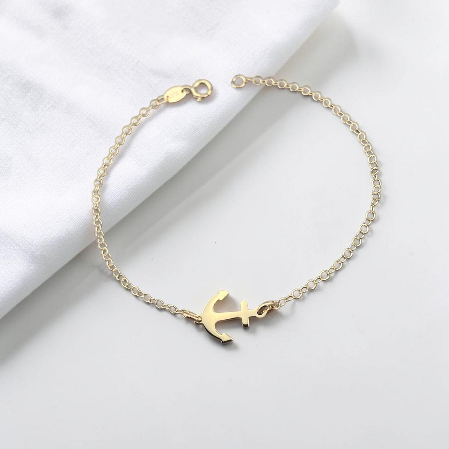9k Gold Bracelet