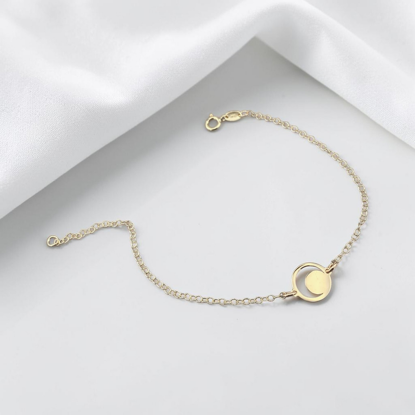 9k Gold Bracelet