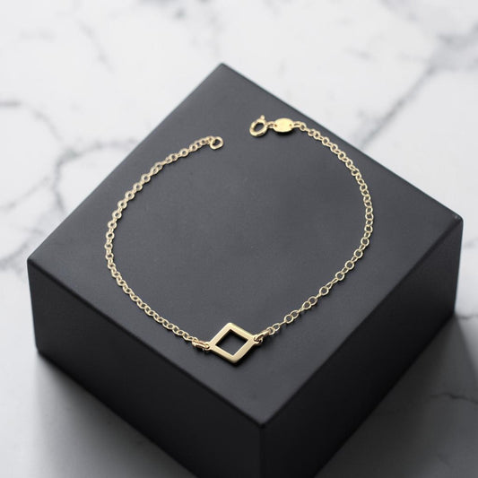 9k Gold Bracelet