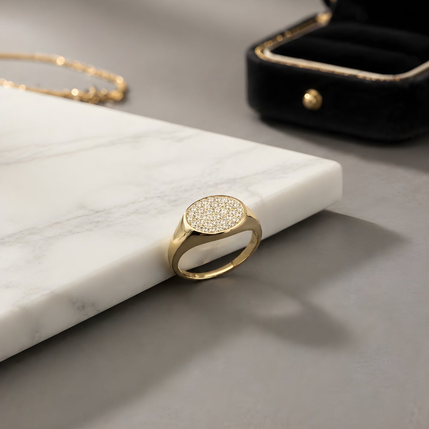 9k Gold Ring